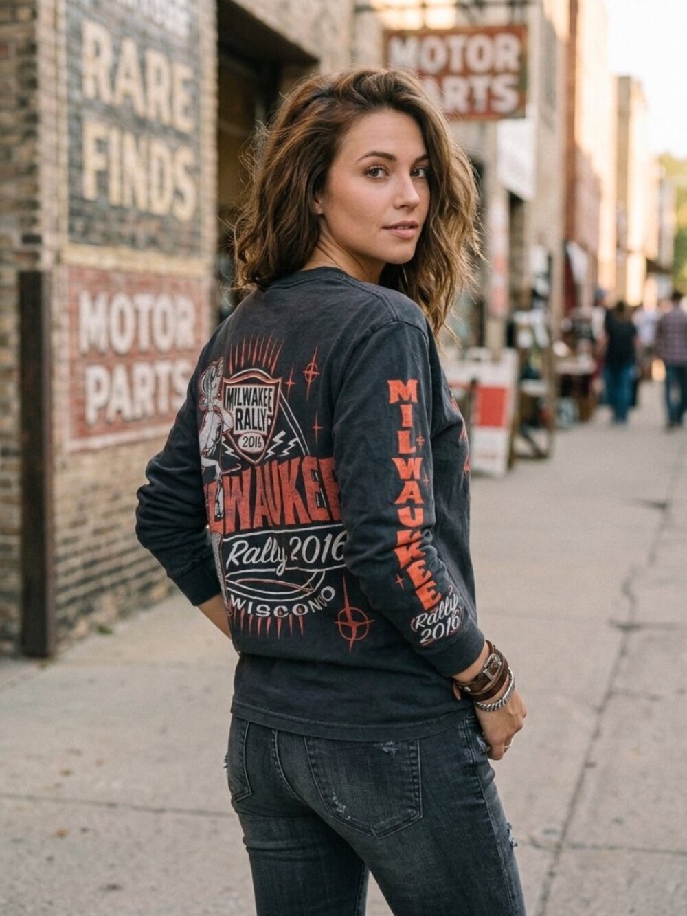Hot Leathers Milwaukee Rally 2016 Pinup Biker Long Sleeve Shirt Medium